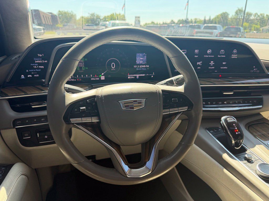 Used 2021 Cadillac Escalade Premium Luxury Platinum AWD/4WD image 37