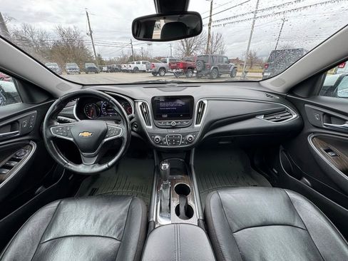 Used 2020 Chevrolet Malibu Premier image 14
