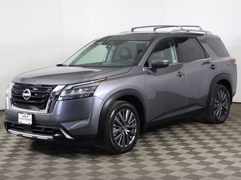 Used 2023 Nissan Pathfinder SL w/ SL Premium Package AWD/4WD image 12