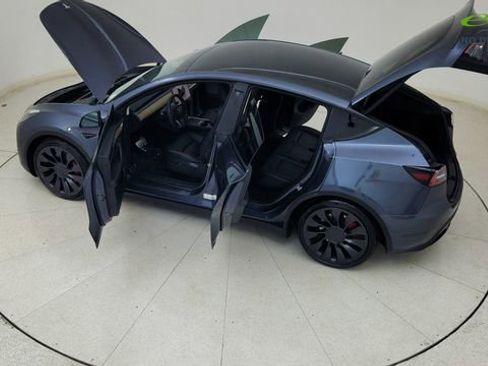 Used 2023 Tesla Model Y Performance image 83