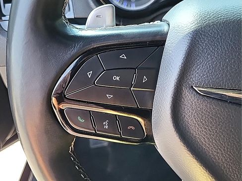 Used 2022 Chrysler 300 S AWD/4WD image 16