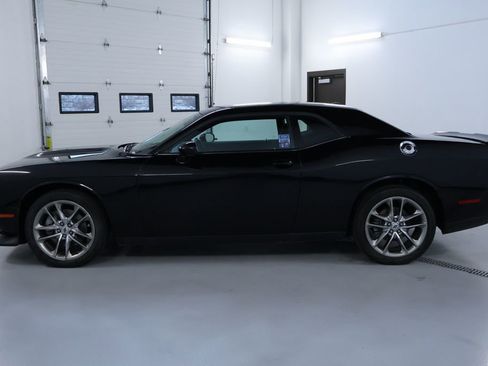 Used 2023 Dodge Challenger GT image 4