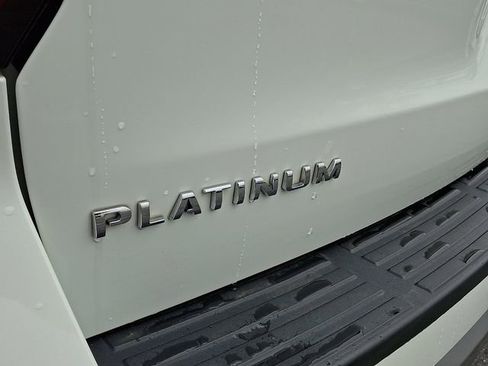 Certified 2024 Ford Expedition Max Platinum image 36