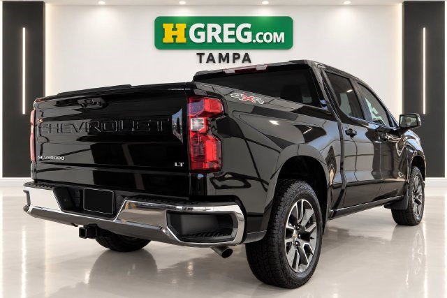 Used 2024 Chevrolet Silverado 1500 LT AWD/4WD image 6