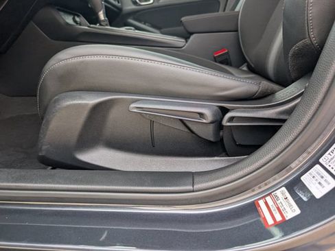 Used 2025 Honda Civic Sport image 18