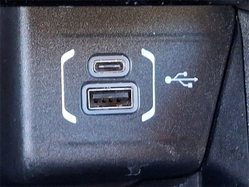 Used 2024 Jeep Compass Trailhawk w/ Trailhawk Elite Group image 25