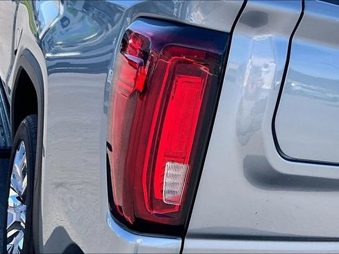 Used 2023 GMC Sierra 1500 Denali w/ Denali Reserve Package AWD/4WD image 31