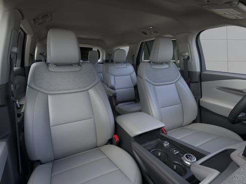 New 2026 Ford Explorer Active w/ Active Comfort Package AWD/4WD image 33