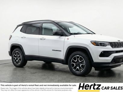 Used 2025 Jeep Compass Trailhawk