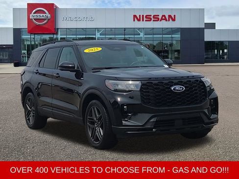 Used 2025 Ford Explorer ST-Line w/ ST-Line Street Pack AWD/4WD image 1