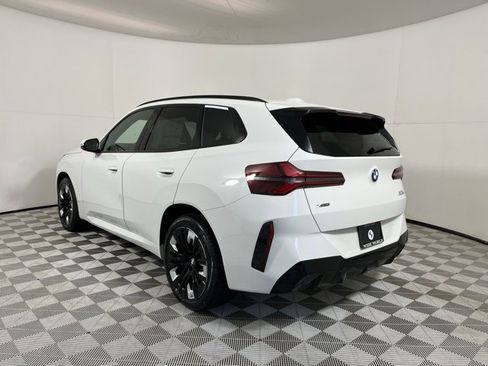 Used 2025 BMW X3 xDrive30i w/ Premium Package image 5