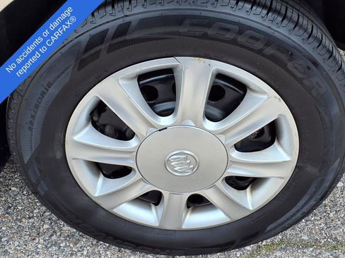 Used 2005 Buick LaCrosse CX FWD image 9