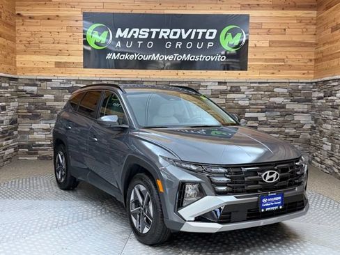 Certified 2026 Hyundai Tucson SEL Plus AWD/4WD image 2