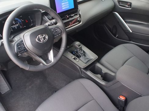 Used 2026 Toyota Corolla Cross LE w/ Cold Weather Package AWD/4WD image 12