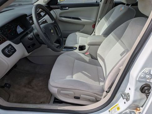 Used 2016 Chevrolet Impala Limited LS FWD image 14