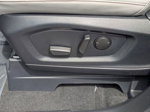 New 2026 Ford Explorer Active image 12