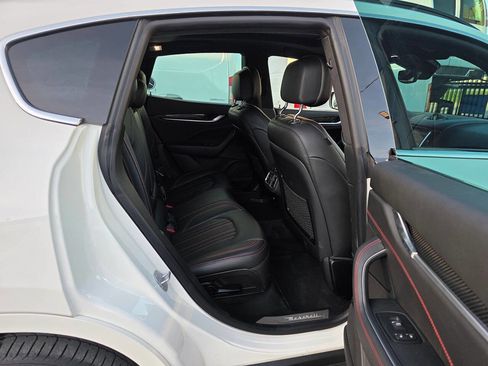 Used 2017 Maserati Levante S image 19