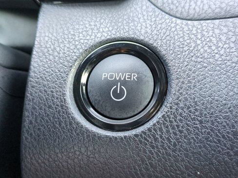 Used 2026 Toyota Camry SE FWD image 25