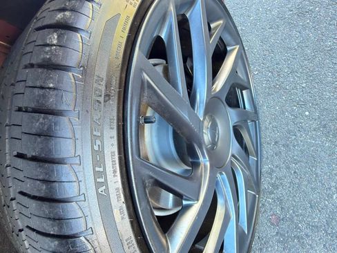 Used 2026 Tesla Model S AWD/4WD image 24