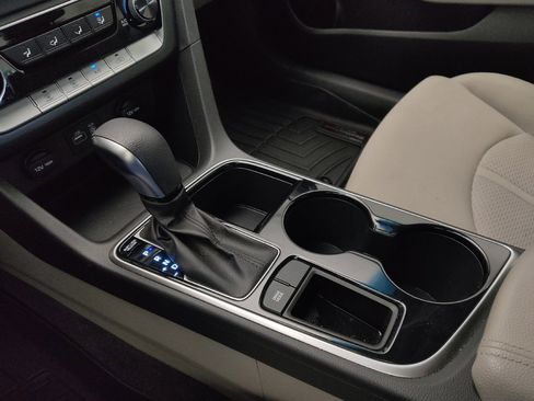 Used 2019 Hyundai Sonata SE image 26