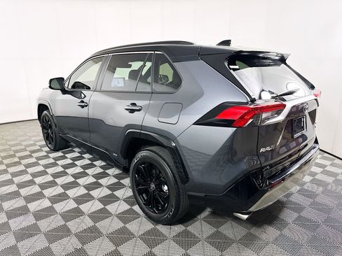 Used 2025 Toyota RAV4 XSE w/ Weather Package image 5