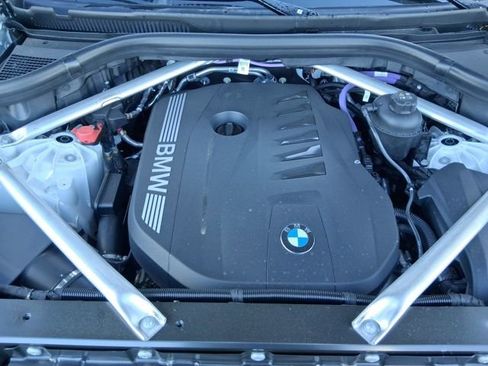 New 2026 BMW X5 sDrive40i w/ Premium Package RWD image 18