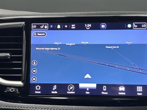 Used 2023 Chrysler Pacifica Touring-L w/ Uconnect Theater Family Group AWD/4WD image 14