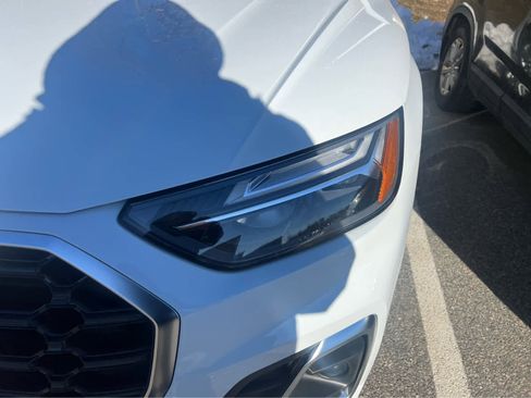 Used 2024 Audi Q5 2.0T Premium w/ Convenience Package image 5