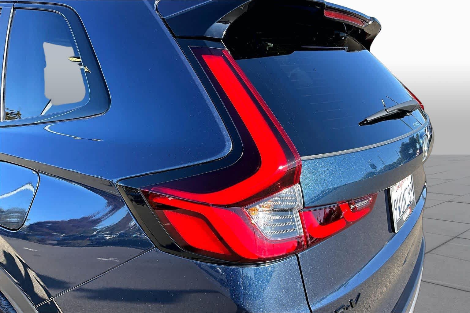 Used 2026 Honda CR-V Sport Touring image 28