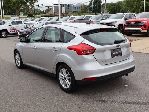 Used 2018 Ford Focus SE FWD image 23