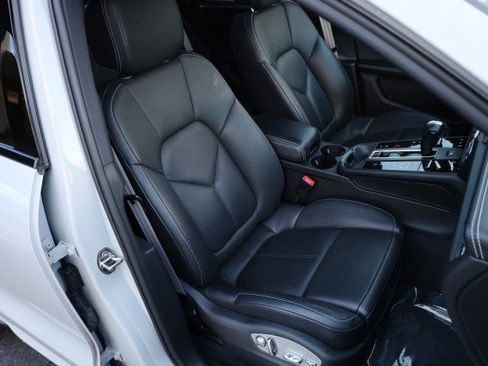 Used 2023 Porsche Macan S image 50