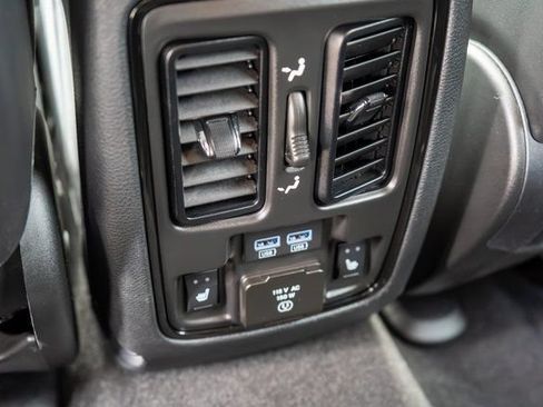 Used 2022 Dodge Durango GT AWD/4WD image 18