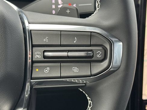 New 2026 GMC Acadia Denali w/ Super Cruise Package image 20