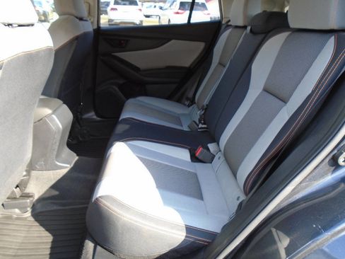 Used 2018 Subaru Crosstrek 2.0i Premium w/ Moonroof Package image 10