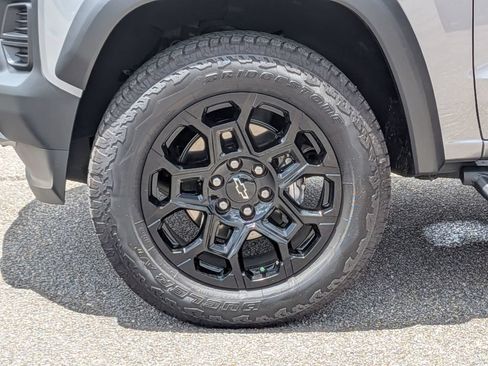 Used 2026 Chevrolet Colorado Trail Boss AWD/4WD image 11