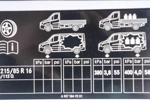 Used 2020 Mercedes-Benz Sprinter 3500 image 53