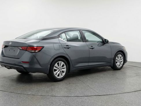 Used 2025 Nissan Sentra S FWD image 9