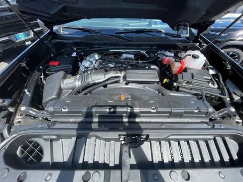 New 2026 Chevrolet Silverado 2500 LTZ w/ LTZ Plus Package AWD/4WD image 17