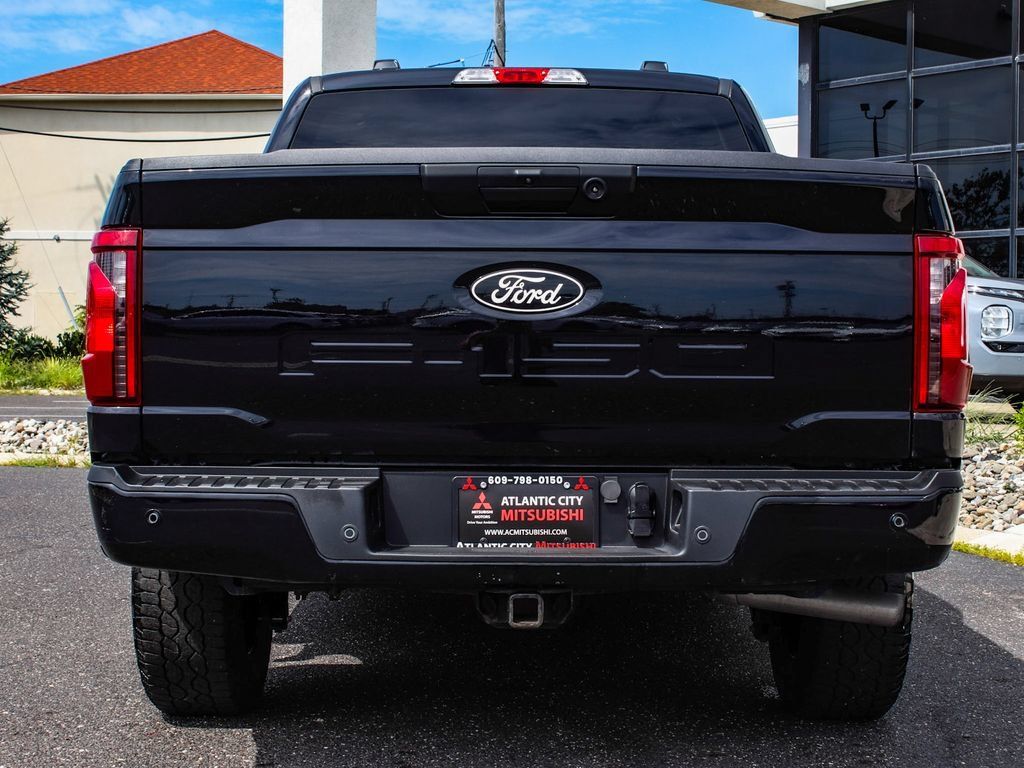 Used 2024 Ford F150 XLT w/ XLT Black Appearance Package AWD/4WD image 5
