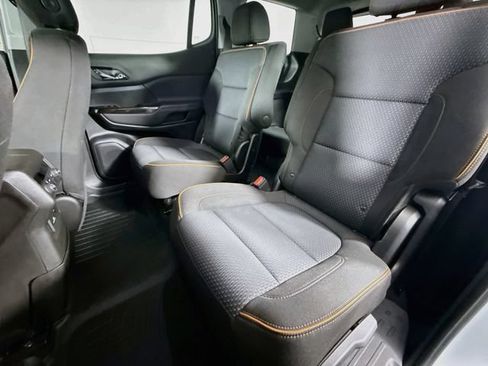 Used 2023 GMC Acadia AT4 AWD/4WD image 29