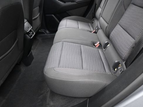 Used 2026 Chevrolet Equinox LT FWD image 32