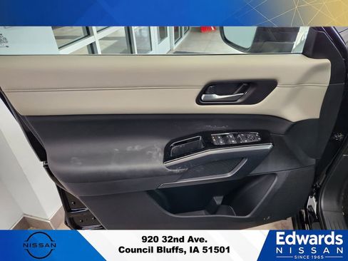 New 2026 Nissan Pathfinder SL AWD/4WD image 22