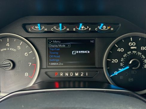 Used 2016 Ford F150 XLT w/ Equipment Group 302A Luxury AWD/4WD image 24
