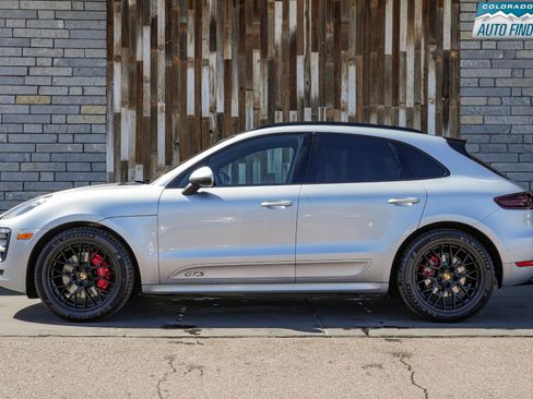 Used 2018 Porsche Macan GTS w/ Premium Package Plus AWD/4WD image 3