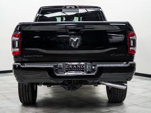 Used 2024 RAM 2500 Limited image 9