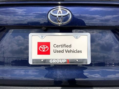 Used 2024 Toyota RAV4 XLE FWD image 10