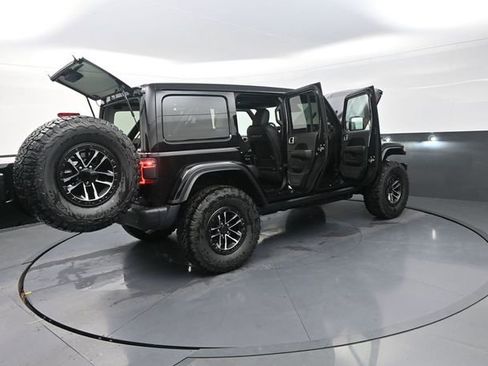 New 2026 Jeep Wrangler Unlimited Rubicon AWD/4WD image 40