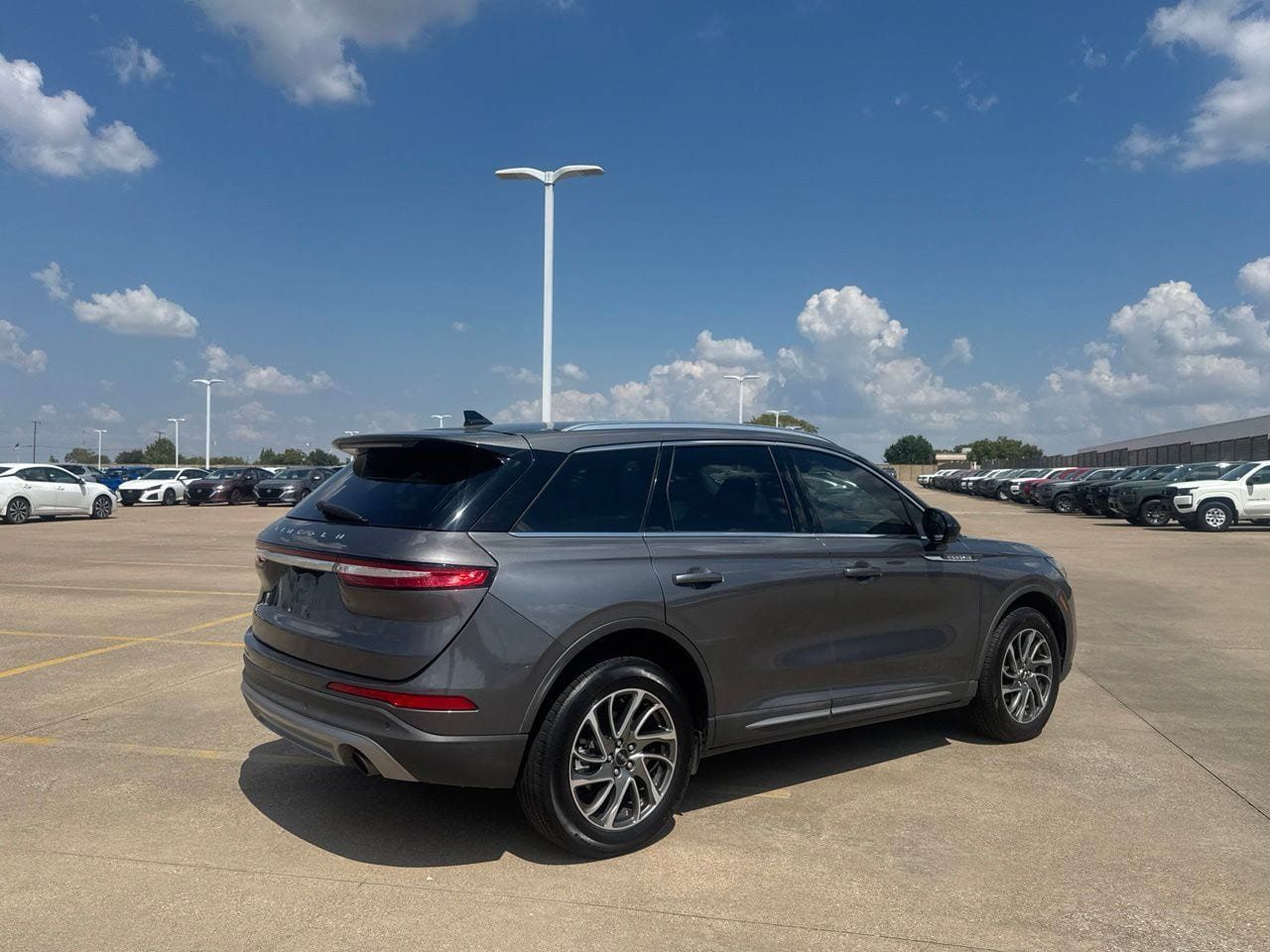 Used 2021 Lincoln Corsair FWD w/ Equipment Group 101A image 23