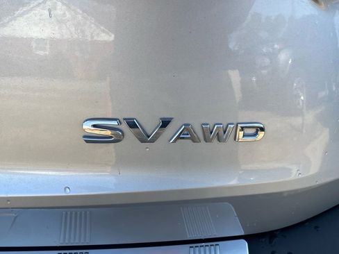 Used 2023 Nissan Rogue SV image 14