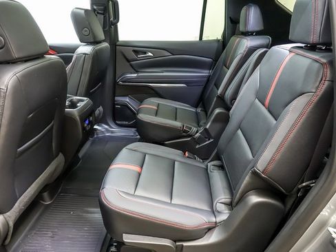 New 2026 Chevrolet Traverse RS w/ LPO, Floor Liner Package image 10